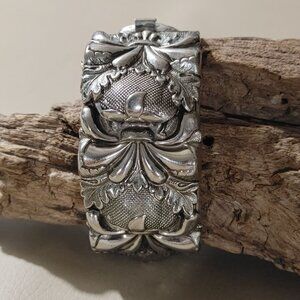 Vintage Vargas Silve Tone Mesh Floral Cuff Bracelet Hinged Clasp Safety Chain